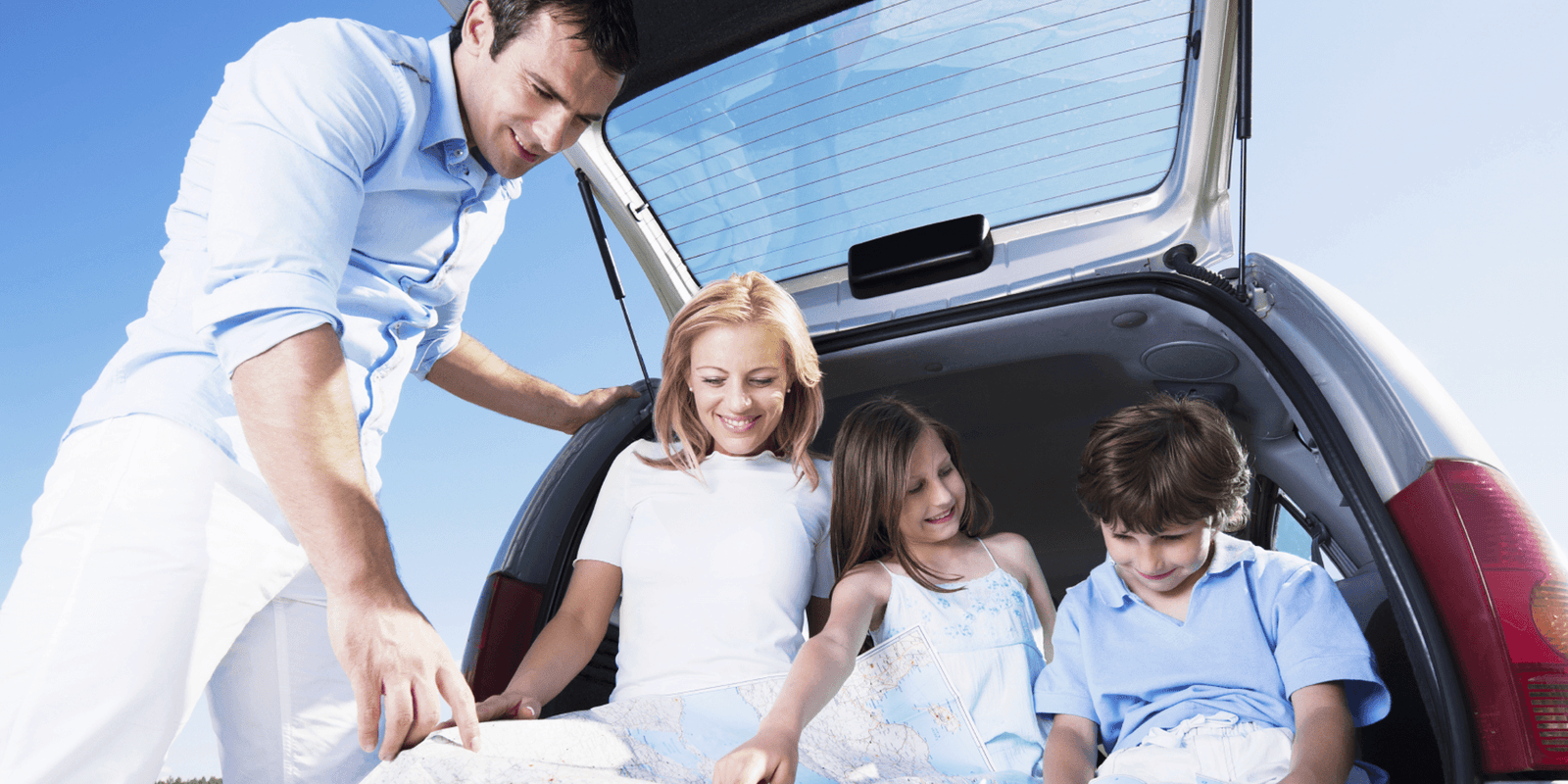 Handy Tricks for Parents To Make Family Summer Trips Less Messy