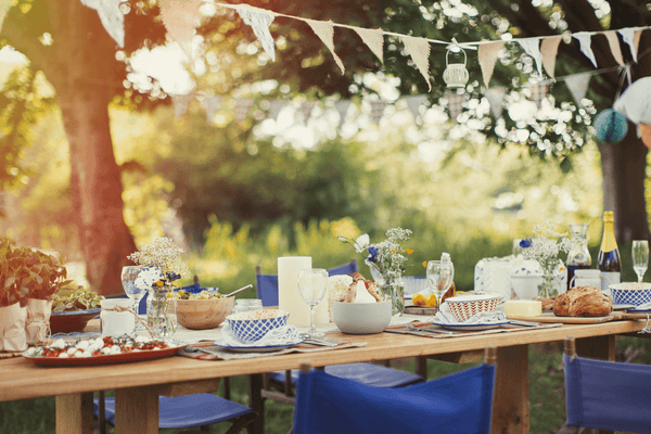 Tips to Host the Perfect Small Garden Party