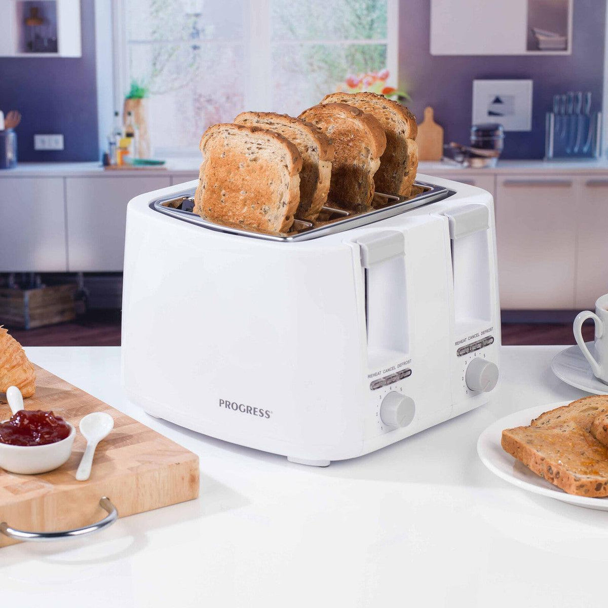 Progress White 4 Slice Toaster | 1500W - Choice Stores